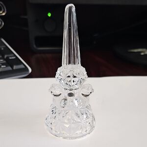 Intricate Clear Crystal Ring Holder
